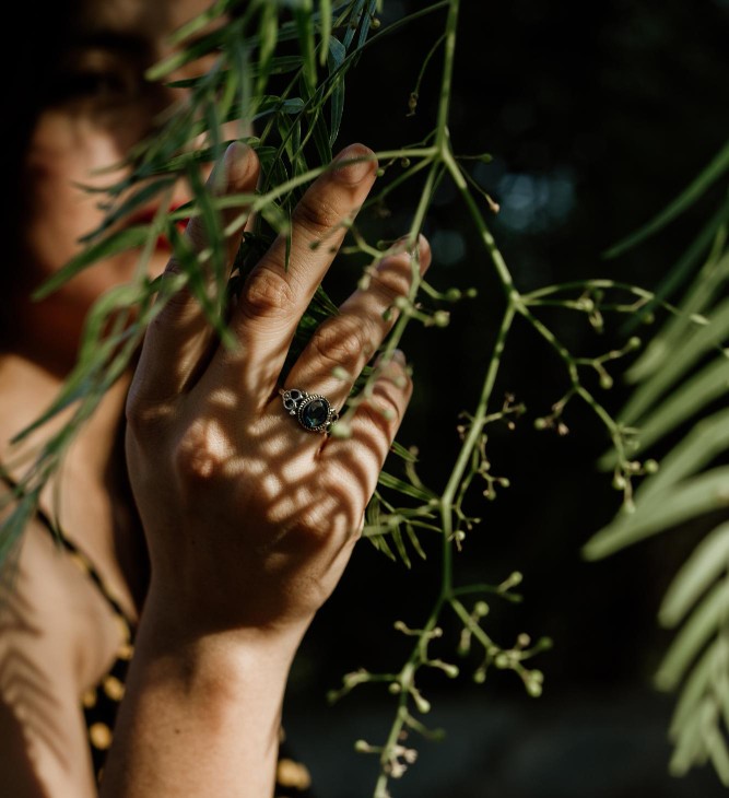 How Hypnotherapy Helps Rewire Your Brain